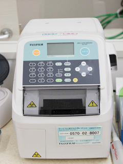 血液免疫反応測定装置:富士ドライケムIMMUNO AU10V